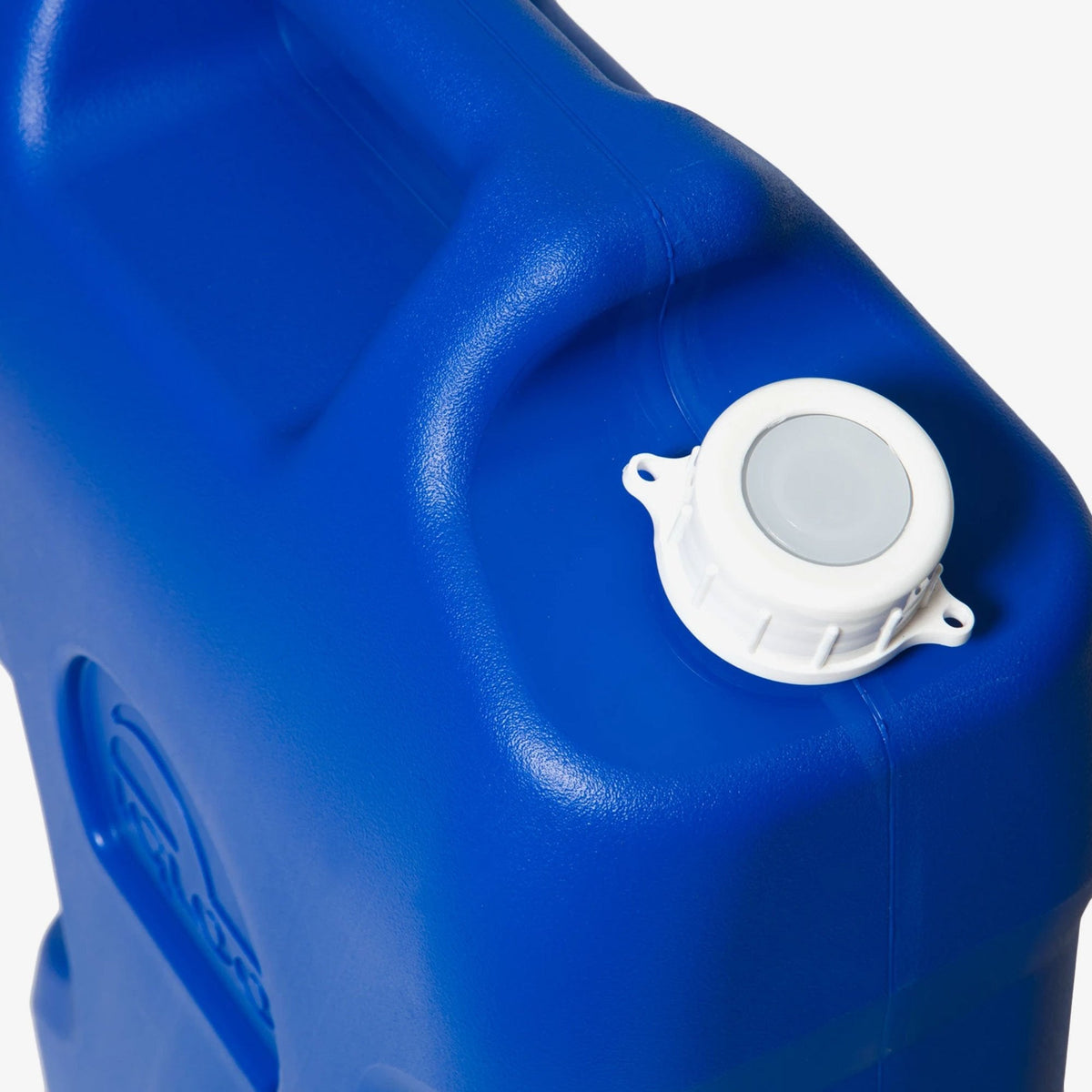 6-gallon-water-container-q2 42154-6-gallon-water-container-ii-majestic-blue-top.jpg