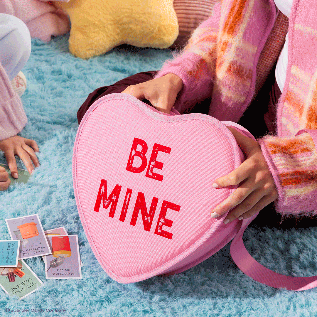 sweethearts-candies-be-mine-cooler-bag-b8 Sweethearts_NATIVE_PDP_Novelty-Tote_GIF.gif