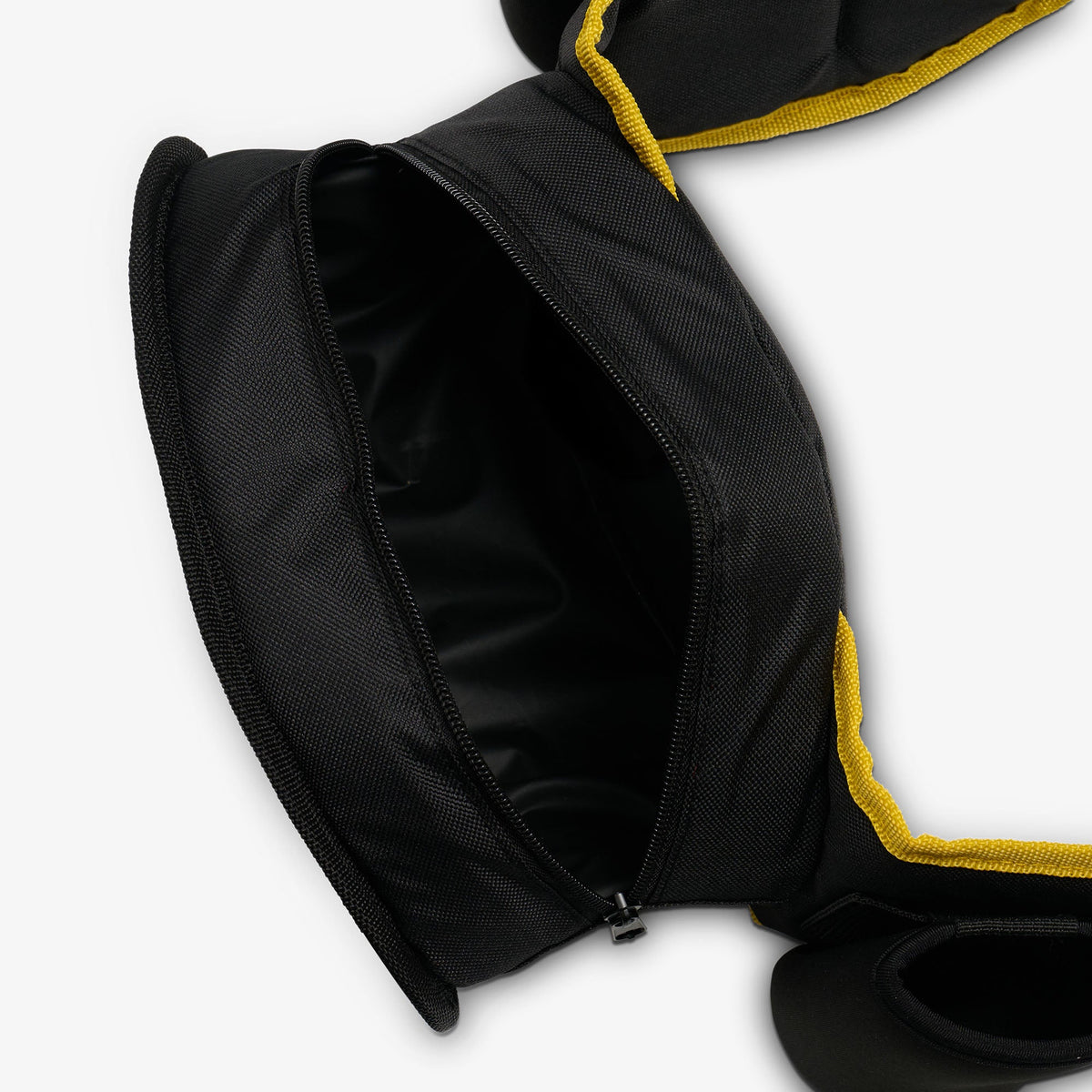dc-super-heroes-batmantm-belt-fanny-pack-cooler-v3 00027936-O2.jpg