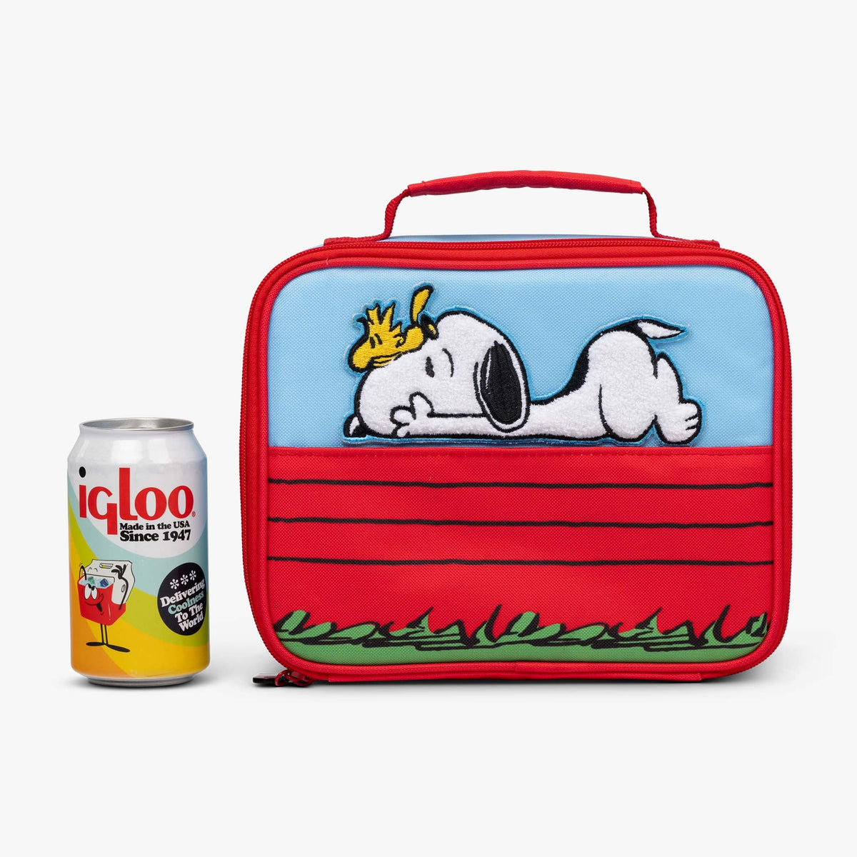 snoopy-s-doghouse-horizontal-lunch-cooler-bag-h0 00028034-P.jpg