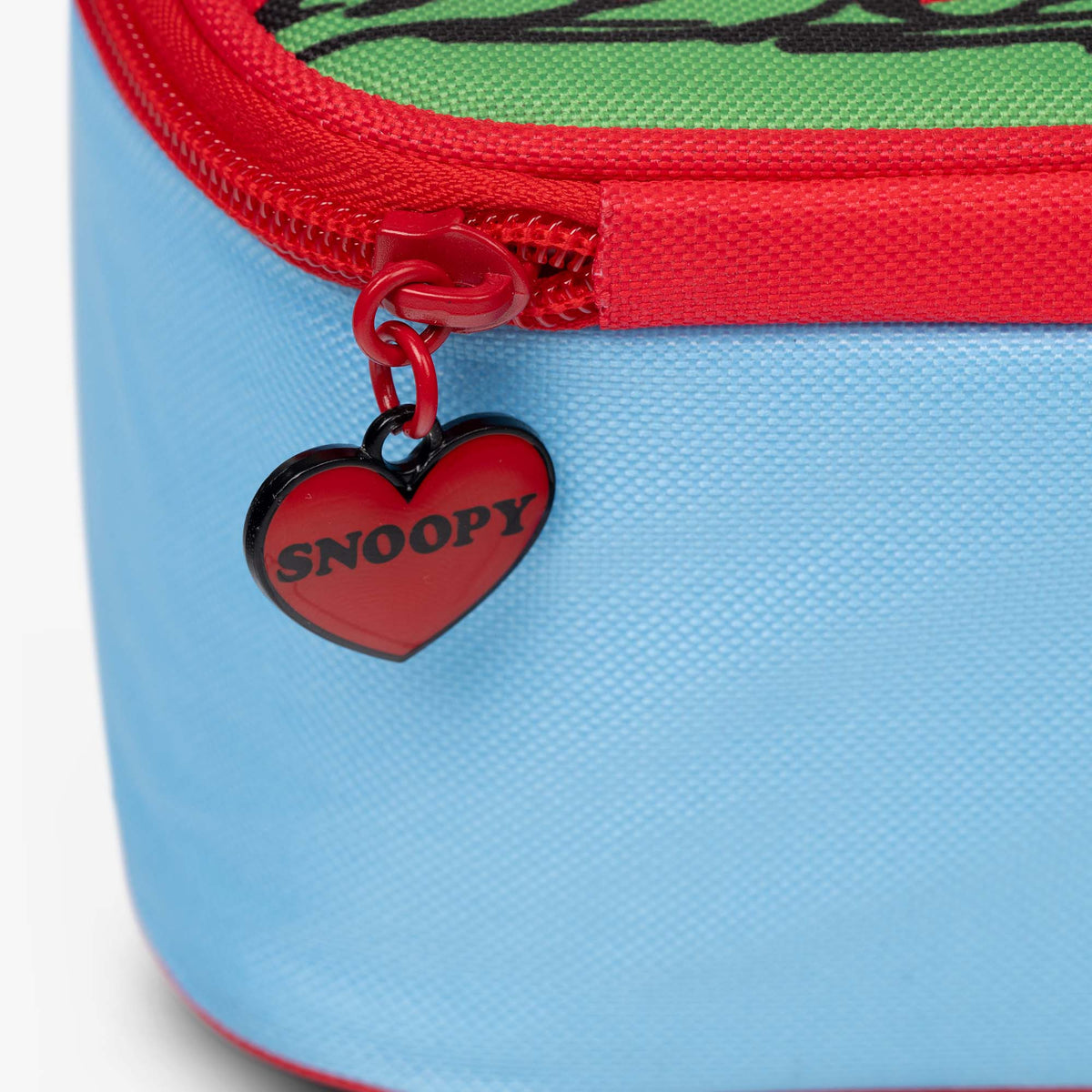 snoopy-s-doghouse-horizontal-lunch-cooler-bag-h0 00028034-Z.jpg
