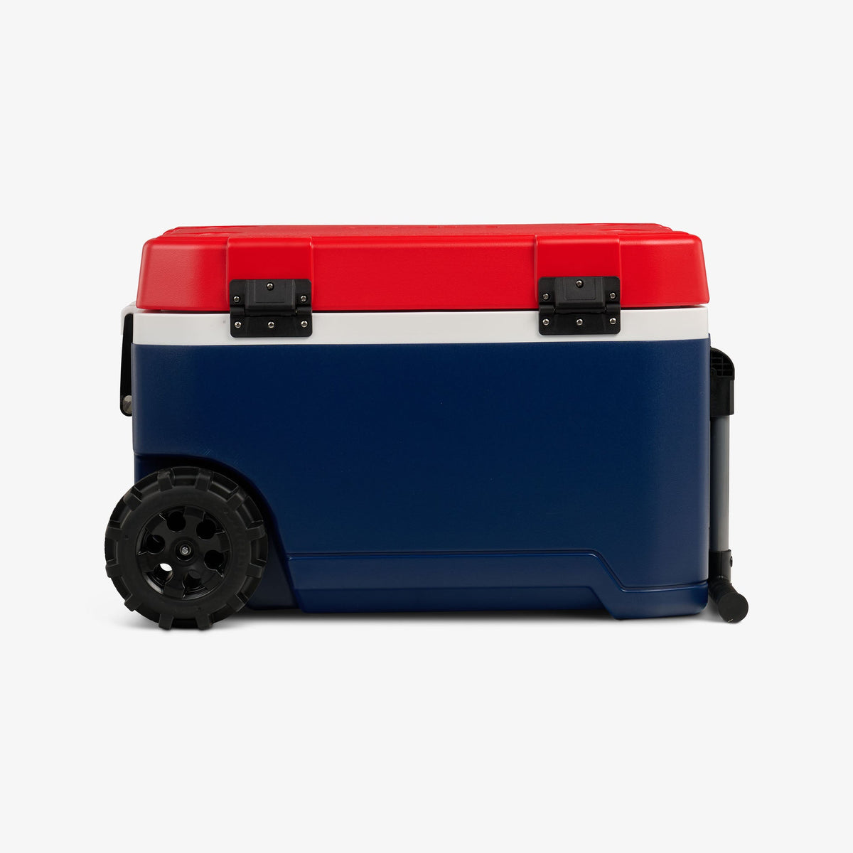 trailmate-75-qt-roller-cooler-d4 00035111-BK.jpg