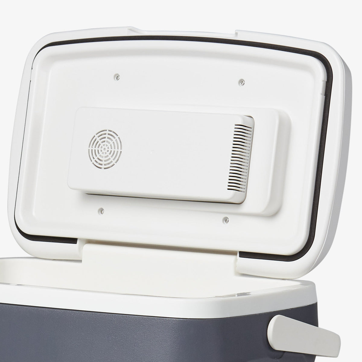 versatemptm-28-qt-portable-electric-cooler-w9 00040390_7.jpg