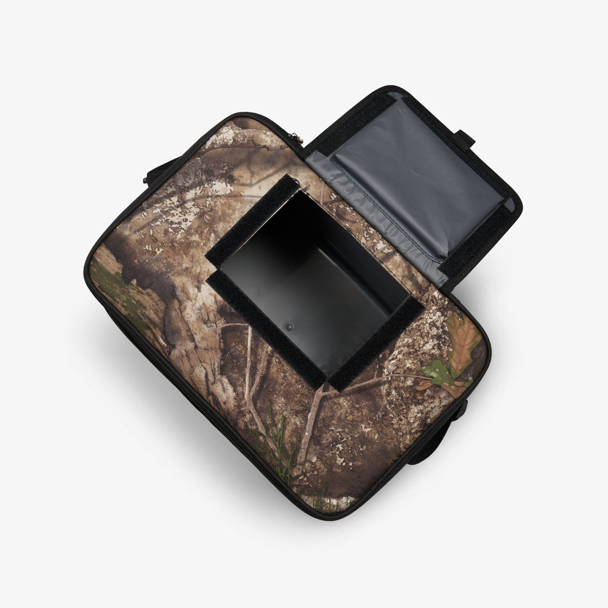 realtree-apx-hlc-28-can-bag-y9 00064354-O3-2025.jpg