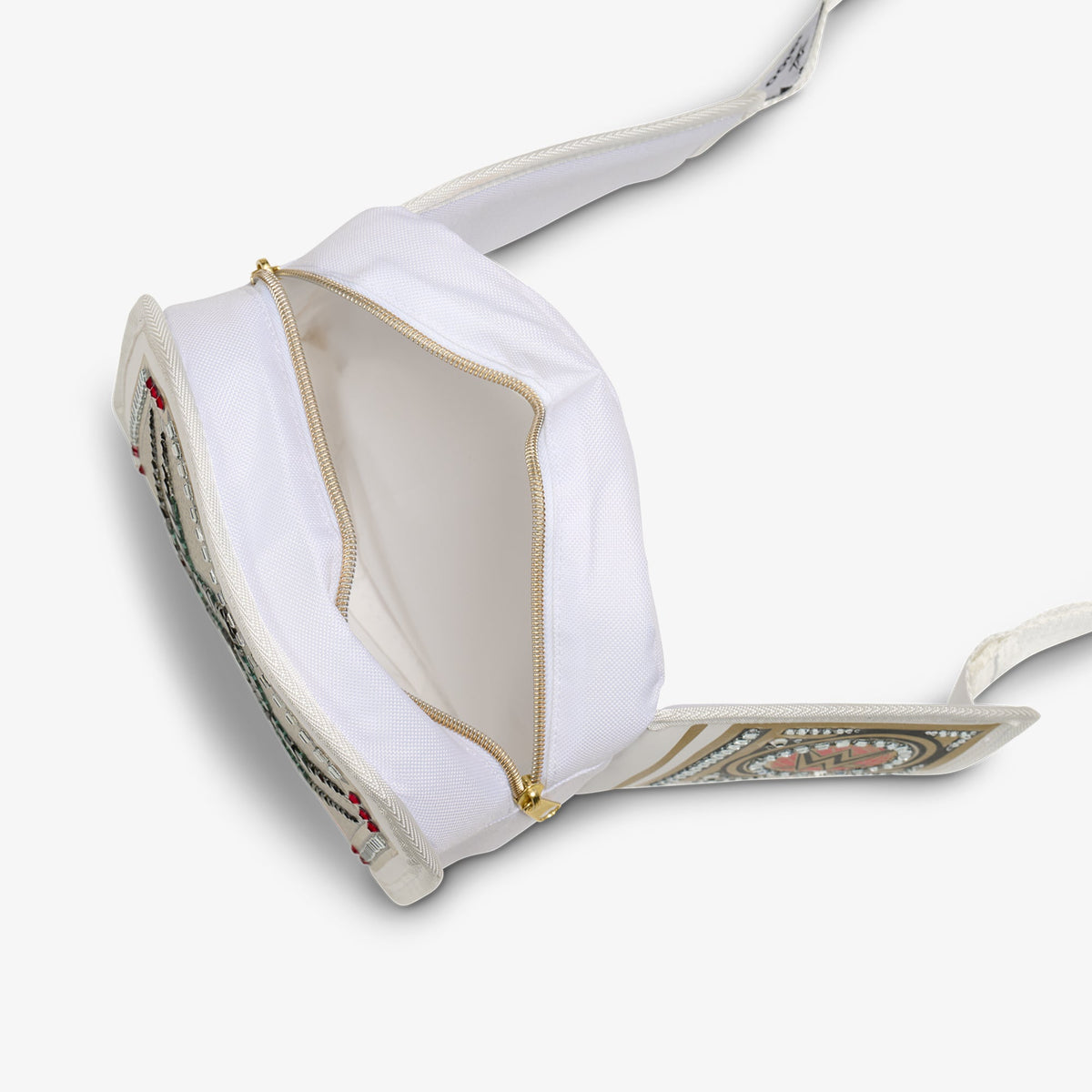 wwe-women-s-championship-fanny-pack-z9 00066640-O2.jpg